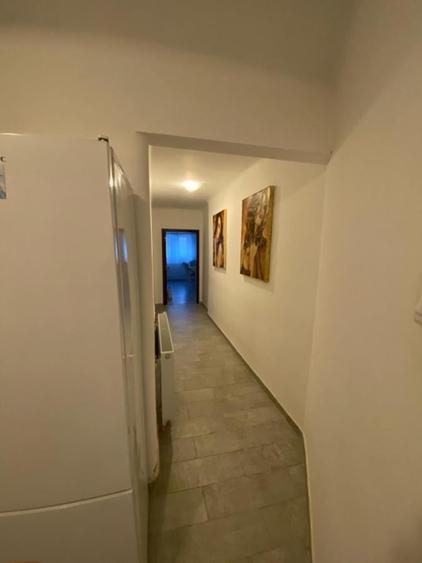Apartament cu 2 camere semidecomandat în Floreasca