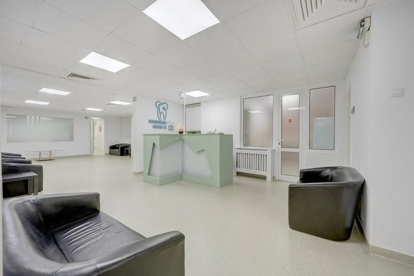Spațiu comercial, de 247.69000244141 mp, în Unirii