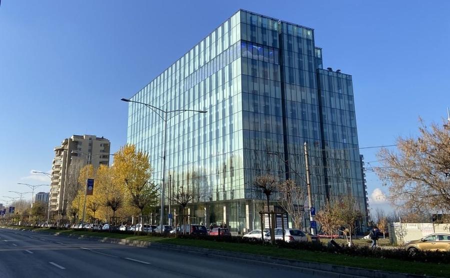 Birou, de 21,000 mp, în Politehnica