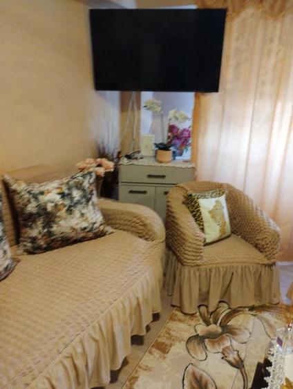 Apartament cu 2 camere semidecomandat în Florești