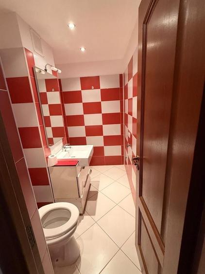 Casă cu 2 camere cu Teren 90 Mp în Central