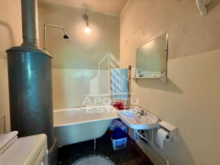 Casă cu 3 camere cu Canalizare în Lunei