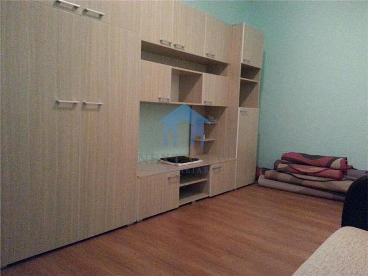 Apartament cu 2 camere semidecomandat, mobilat în Gheorgheni