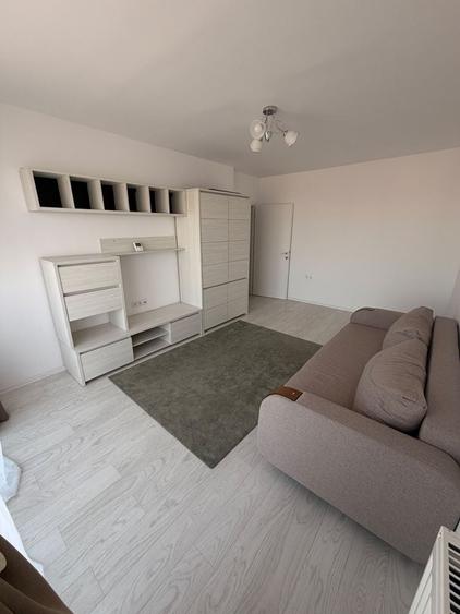 Apartament cu 2 camere decomandat în Exterior Vest