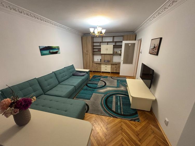 Apartament cu 2 camere decomandat în Alexandru cel Bun