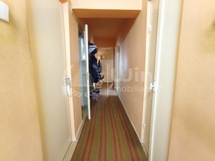 Apartament cu 4 camere decomandat, mobilat în Gruia