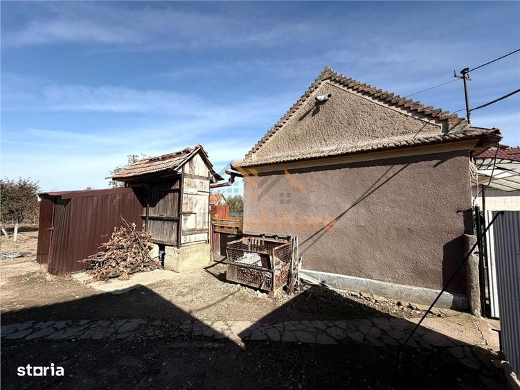 Casă cu 3 camere în Tărian