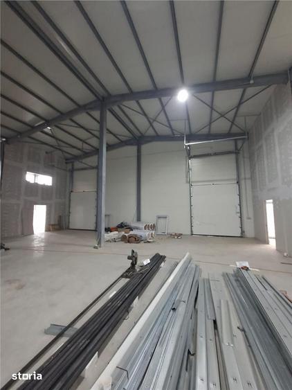 Spațiu comercial, de 600 mp, în Ștefăneștii de Jos