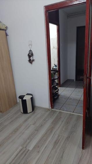 Garsonieră decomandată în Petros