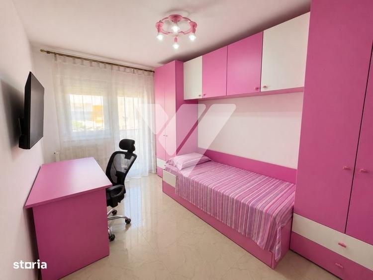 Apartament cu 3 camere decomandat în Central