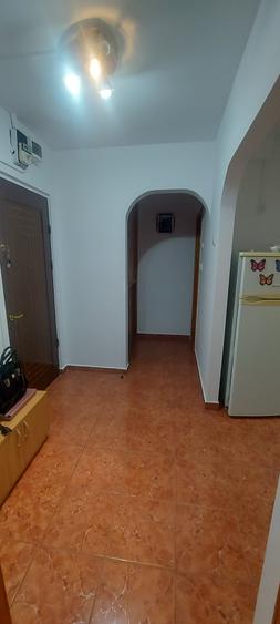 Garsonieră decomandată în Tomis III