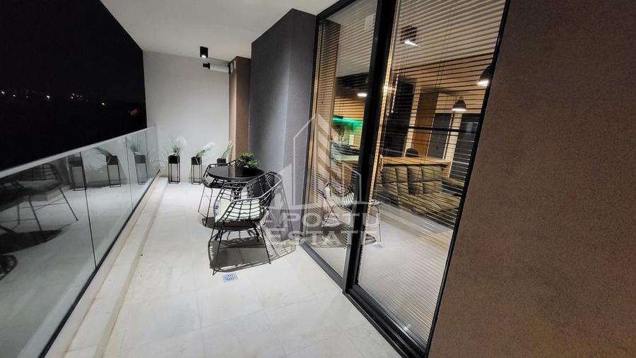 Apartament cu 2 camere semidecomandat, mobilat în Lipovei