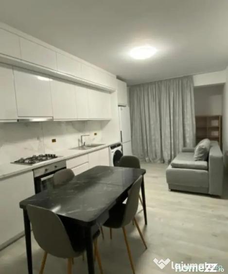 Apartament cu 2 camere semidecomandat în Rădăuți