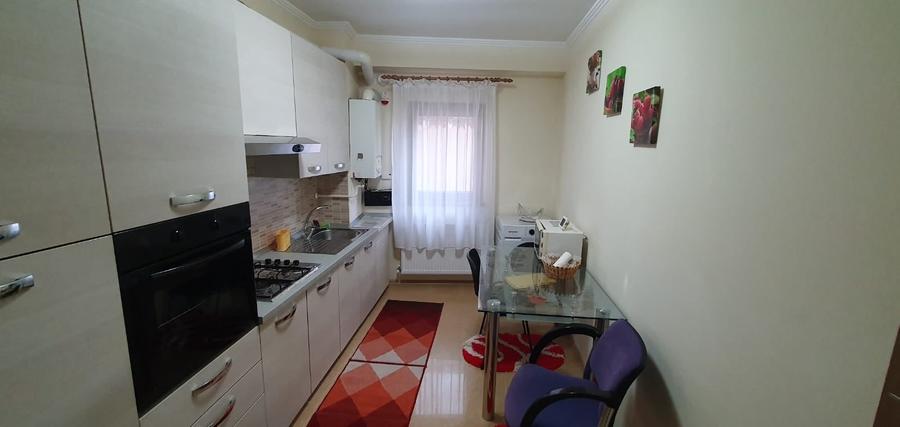 Garsonieră decomandată, mobilată în Central