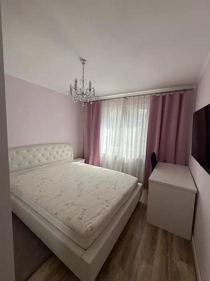 Apartament cu 3 camere decomandat, mobilat în Dristor
