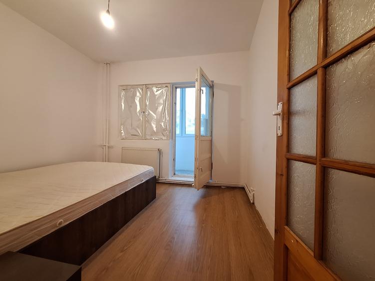 Apartament cu 4 camere decomandat, mobilat în Freidorf