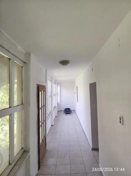 Casă cu 3 camere cu Teren 1500 Mp în Secusigiu
