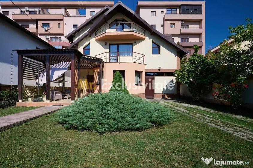 Casă cu 5 camere cu Teren 305 Mp în Găvana