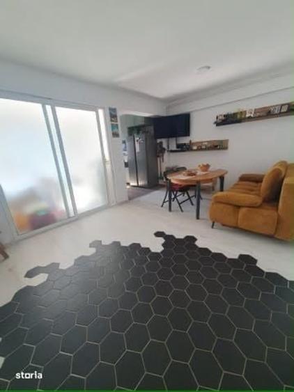 Apartament cu 3 camere în Sud