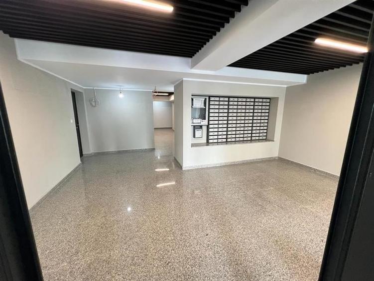 Apartament cu 3 camere decomandat în Rahova