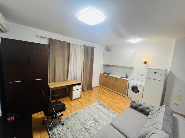 Garsonieră decomandată, mobilată în Politehnica
