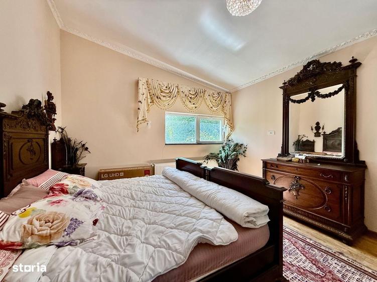 Casă cu 3 camere decomandat în Central