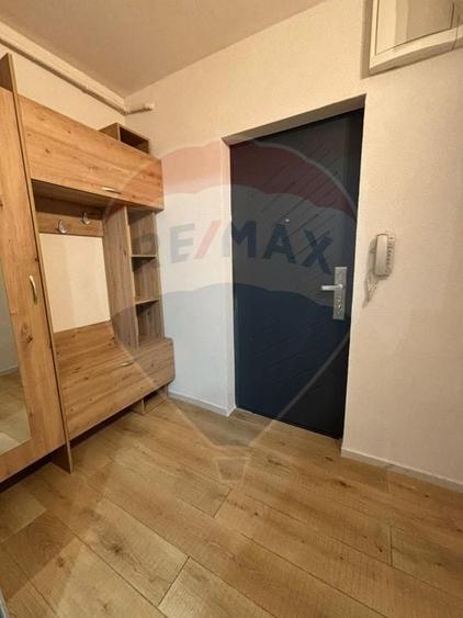 Garsonieră nedecomandată în Gării