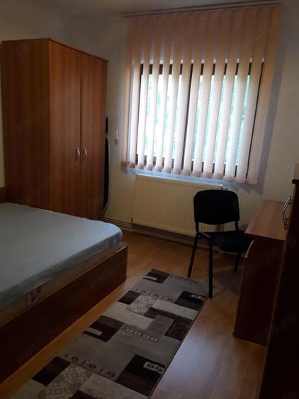 PF Inchiriez apartament 2 camere decomandate, etaj 2, zona Tg. Cucu - Podu de Fier, 50mp - 1
