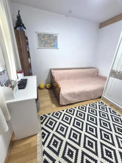 Casă cu Teren 1000 Mp în Dobreni