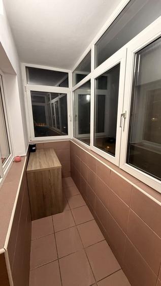 Apartament cu 2 camere, mobilat în Banu Manta