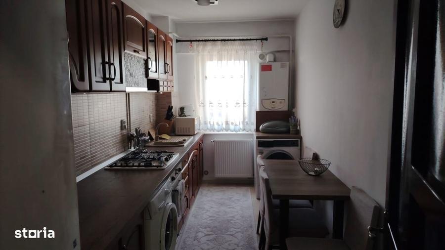 Apartament cu 2 camere decomandat în Obcini