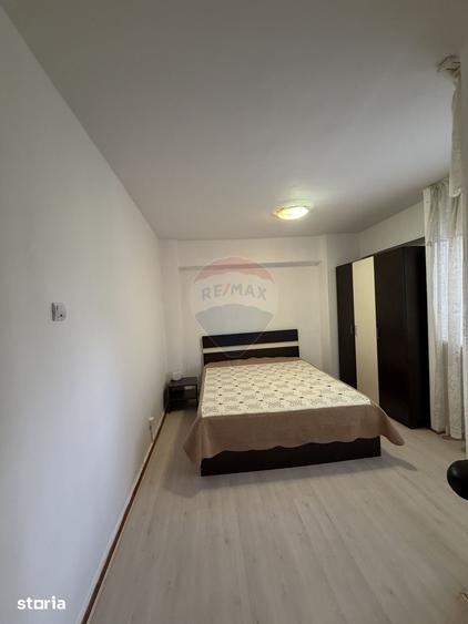 Apartament cu 3 camere decomandat în Bordei