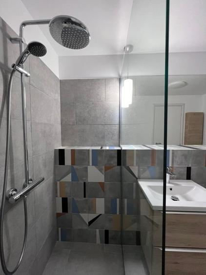 Apartament cu 2 camere decomandat, mobilat în Banu Manta