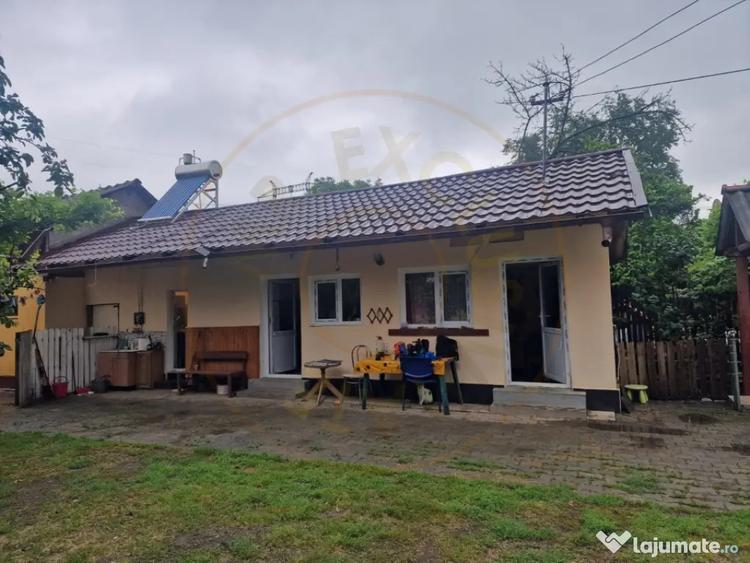 Casă cu 3 camere cu Teren 2100 Mp în Lunca