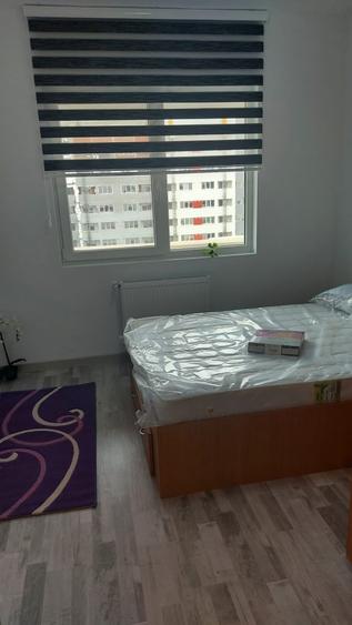 Apartament cu 2 camere semidecomandat în Militari