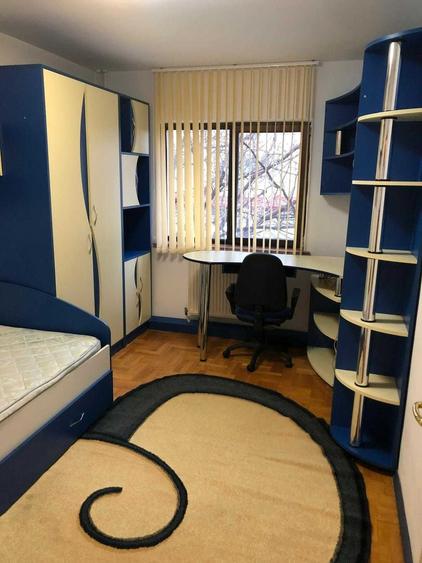 Apartament cu 3 camere decomandat în Bistrița Lac