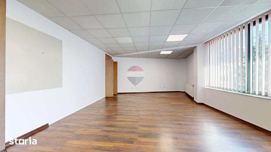 Spațiu comercial, de 110.5 mp, în Centrul Civic