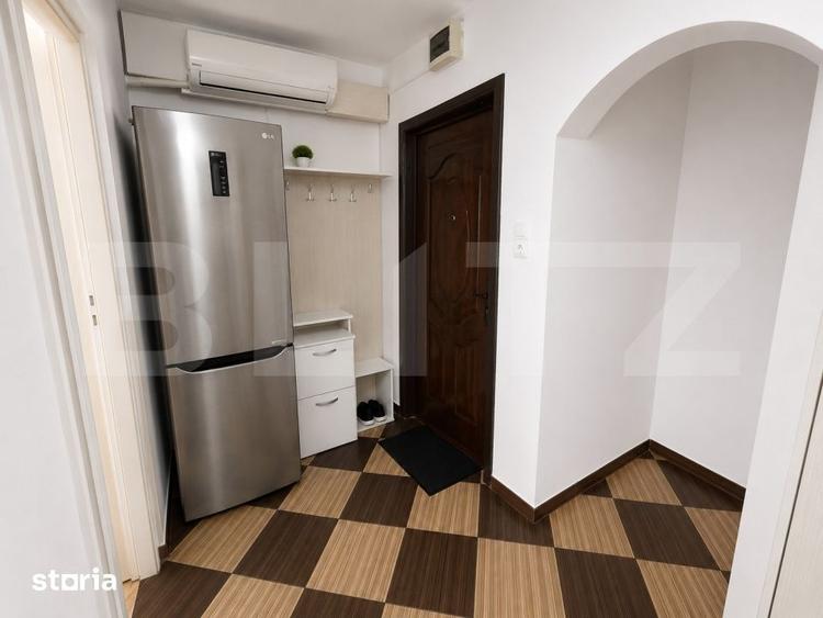 Apartament cu 2 camere decomandat, mobilat în Micro 12