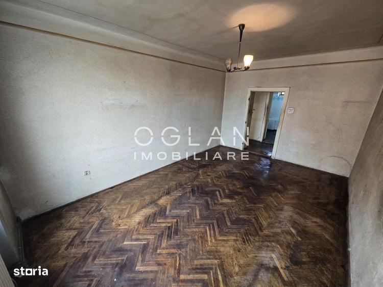 Casă cu 4 camere decomandat în Central