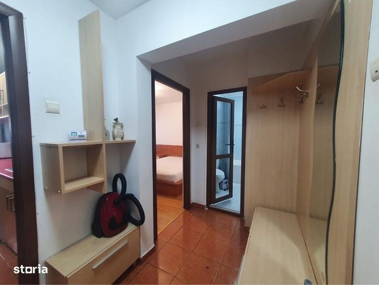 Apartament cu 2 camere decomandat în Independenței