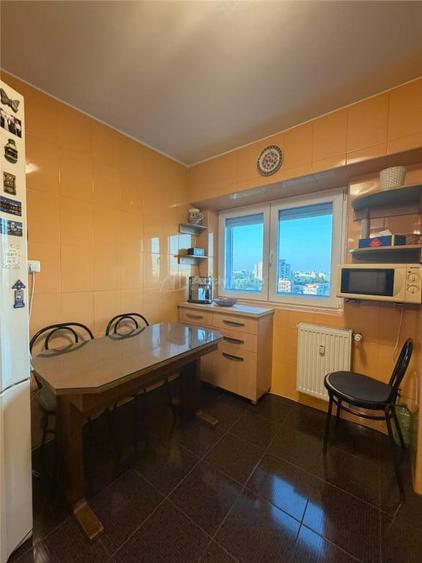 Apartament cu 2 camere decomandat în Brâncoveanu