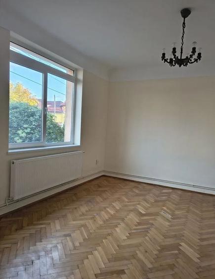Casă individuală cu 2 camere cu Teren 770 Mp în Dâmbul Rotund