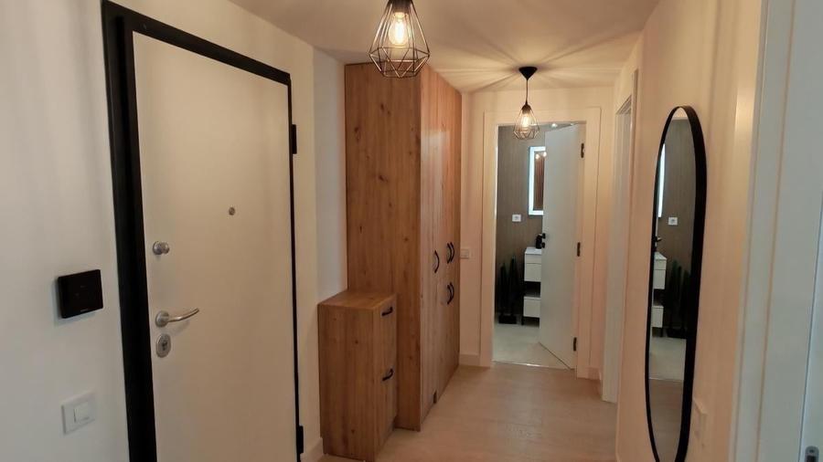 Apartament cu 2 camere decomandat, mobilat în Pajura