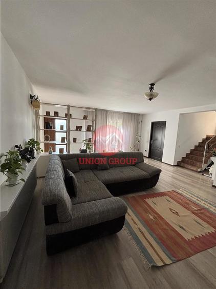 Casă cu Teren 361 Mp în Valu lui Traian