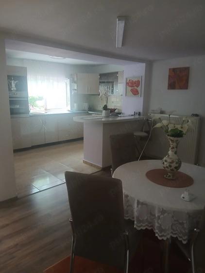 Casă cu 4 camere cu Teren 800 Mp în Bodo