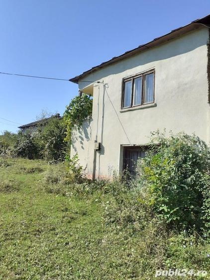 Casă cu 2 camere cu Teren 3100 Mp în Bunești (Mălureni)