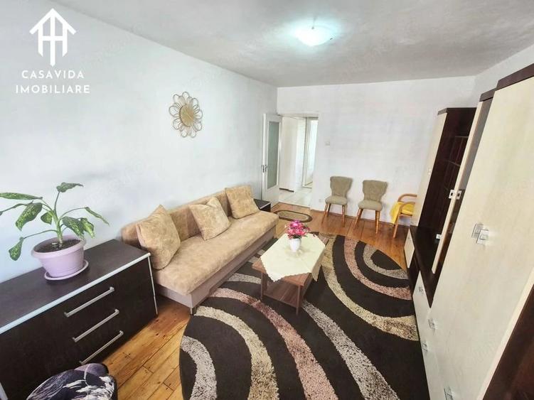 Apartament cu 2 camere decomandat în Central