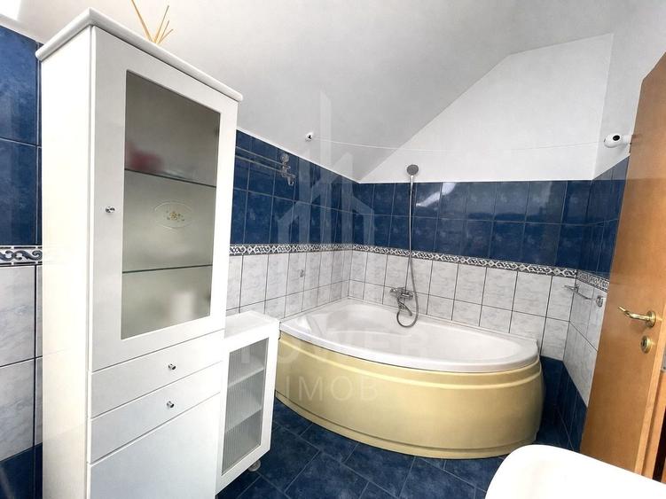 Apartament cu 3 camere decomandat, mobilat în Ștrand