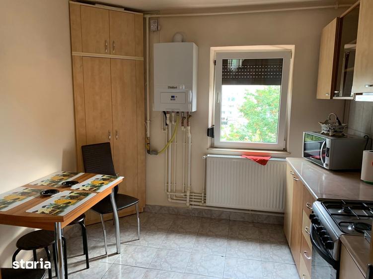 Apartament cu 3 camere în Inel II