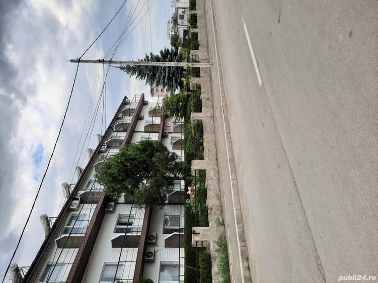 Casă cu 6 camere cu Teren 1200 Mp în Costinești